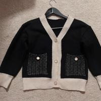 Cardigan bicolore elegante – nero e panna