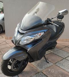 Suzuki Burgman 400