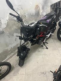 Benelli 125 TNT