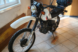 Yamaha XT 550