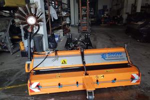 SPAZZATRICE E LAVASTRADE mod. SWC 2200