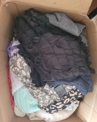 ABBIGLIAMENTO e SCARPE DONNA 