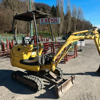 Komatsu PC15R HS