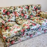 divano 3 posti  stile shabby chic o inglese