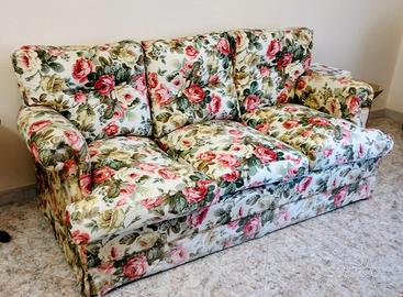 divano 3 posti  stile shabby chic o inglese