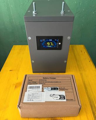 Batteria lifepo4 12V, 105 Ah, con monitor, nuova 