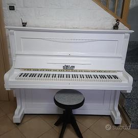 Pianoforte verticale George Hoffmmann