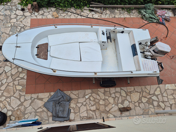 Barca, motore, carrello