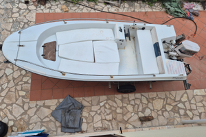 Barca, motore, carrello