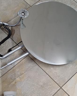 Piantana bagno con specchio ed accessori