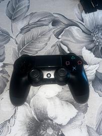 Controller ps4 (originale ) + 5 giochi
