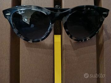 Ray-Ban