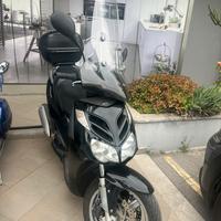 Aprilia Sportcity 300 Cube Piaggio 300