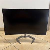 Monitor curvo gaming 240hz Philips da 27”