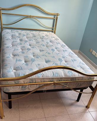 Letto una piazza e mezza in ottone marca Barel
