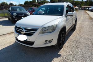 Volkswagen Tiguan 2.0 16V TDI DPF Sport & Style
