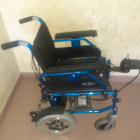 Sedia a rotelle elettrica