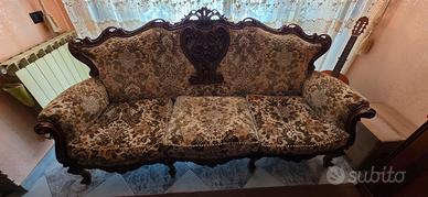 salotto e poltrone stile barocchetto vintage