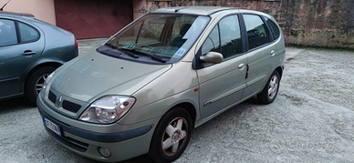 Renault Scenic 1.9 dci