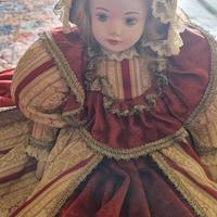 Bambola in ceramica...