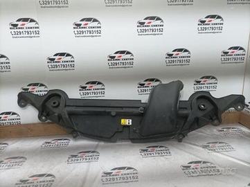 Supporto parte superiore radiatore jaguar xf 2012