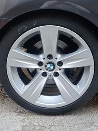 Cerchio gommato BMW