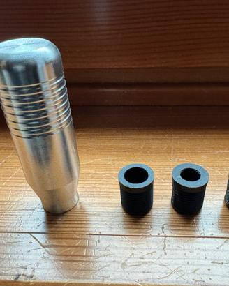 Pomelli cambio e cuffie racing