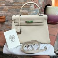 Borsa Kelly