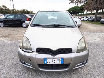 TOYOTA Yaris 1.0i 16V cat 5 porte Sol