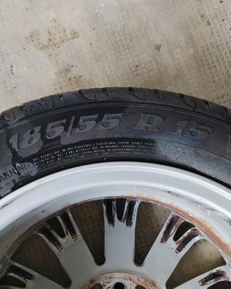 4 pneumatici Viking 185/55 R15 – usati solo 1 mese