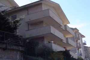 Rif.25056- appartamento trieste