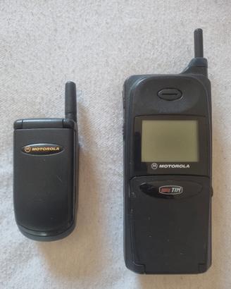 2 telefoni Motorola
