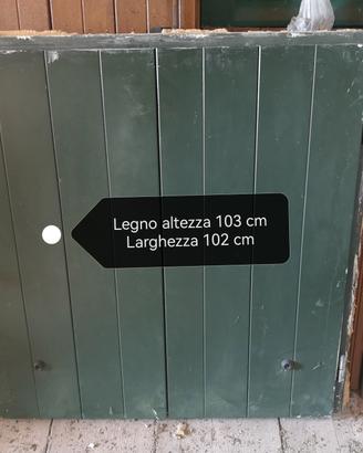 scuretti in legno usati, ma ottimi. 
