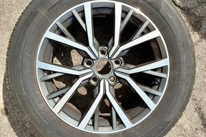4 Cerchi 17 pollici Volkswagen + gomme 4 stagioni