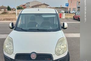 furgone fiat doblo maxi