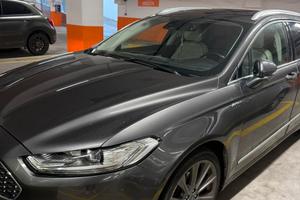 Ford mondeo vignale