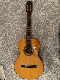 Chitarra classica Aria AK-30 con custodia