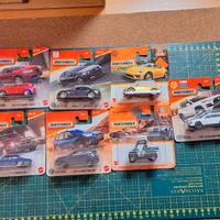 MODELLI DI AUTO 1/64 NUOVI
