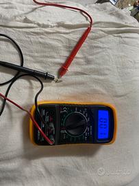 Tester digitale illuminato-leggere bene