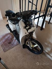 pezzi di ricambio scarabeo 50 2t