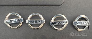Logo Nissan cerchi