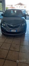 Lancia Ypsilon 1.0 FireFly 5 porte S&S Hybrid Silv