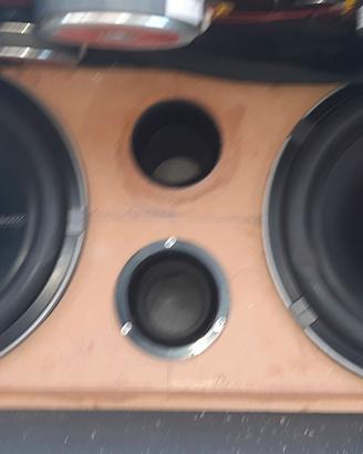 Sub hertz+ 2 ampli.+ 8 Woofer 20+8 tweeter 10 poll