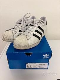 Adidas SUPERSTAR