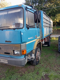 Autocarro iveco 115/17