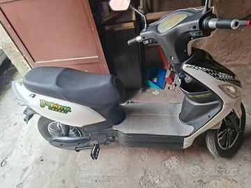 Scooter elettrico