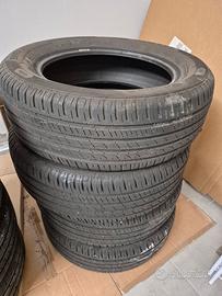 Set pneumatici estivi 205/60 R16 H