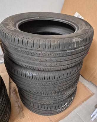 Set pneumatici estivi 205/60 R16 H