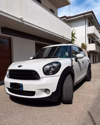 MINI COUNTRYMAN R60 1.6d 90cv neopatentati