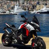Ducati Multistrada V4 RS 2025